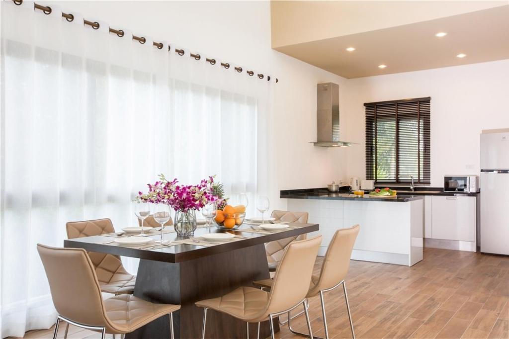 Shanti Villas X Monthstayz Thailand Rawai Ngoại thất bức ảnh
